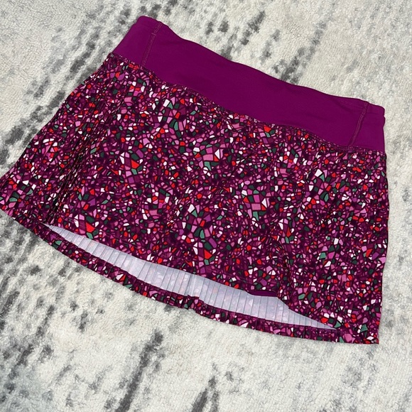 Lululemon skort - Picture 1 of 4